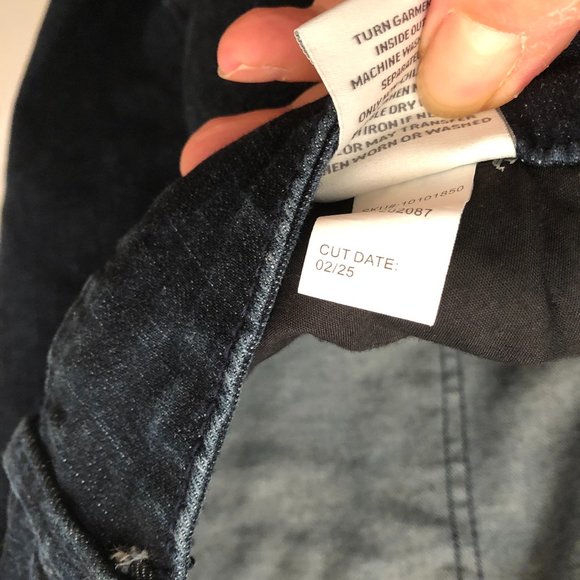 Torrid Bermuda shorts, dark wash, 24 - Picture 9 of 10